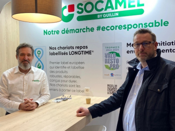 Laurent Courneil (à gauche), Directeur général de Socamel et Stéphane Charbonnier Directeur des ventes et marketing de Tecumseh, le 19 janvier 2023, au Sirha.