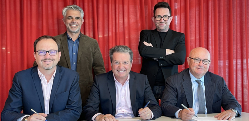 LQ12858611C_picture_0_cropped.png Signature de l’accord de partenariat entre Synetam et GL events. De g. à d. : Guilhem Pinault (Vice-président de Synetam), François Thiery (Directeur commercial de Sirha Food), Pierre Marcel (Président de Synetam), Luc Dubanchet (Directeur de Sirha Food) et Philippe Pasquet (Directeur général de GL events Exhibitions).